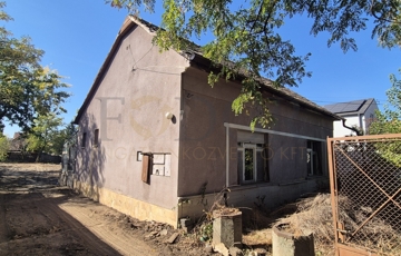 Eladó családi ház