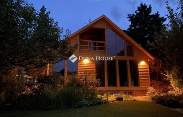 Eladó családi ház