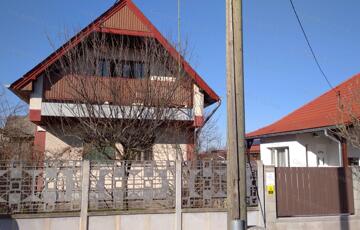 Eladó családi ház