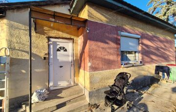 Eladó családi ház