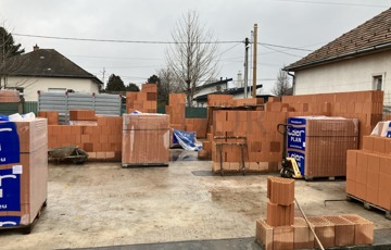 Eladó családi ház