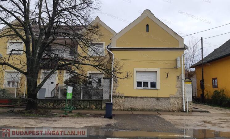 Tiszaföldváron kiadó üzlethelyiség!                                 