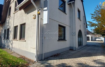 Eladó családi ház