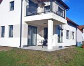 Modern, újszerű családi ház Márkó új részén – dupla garázzsal, hőszivattyús padlófűtéssel és tágas kerttel