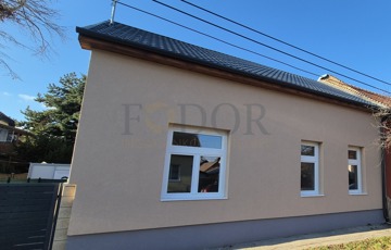 Eladó családi ház