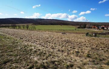 Eladó telek/földterület