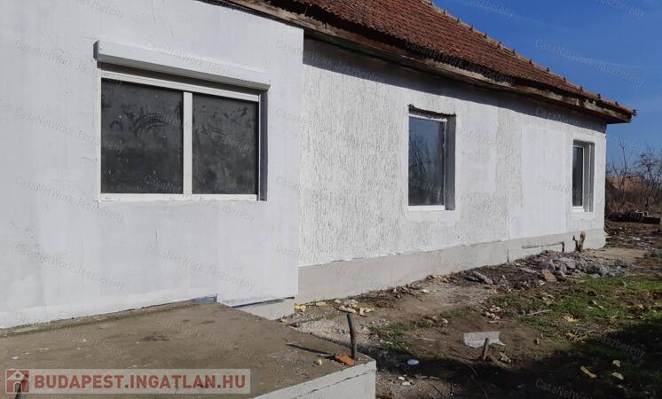 Erk községben felújítás alatt álló, 81 nm-es családi ház eladó!                                 