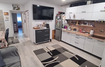 Eladó családi ház