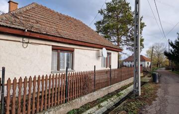 Eladó családi ház