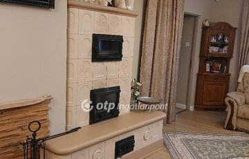 Eladó családi ház