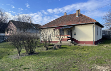Eladó családi ház