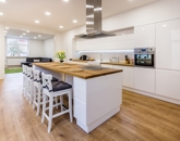 Eladó családi ház Debrecen 209 000 000 Ft