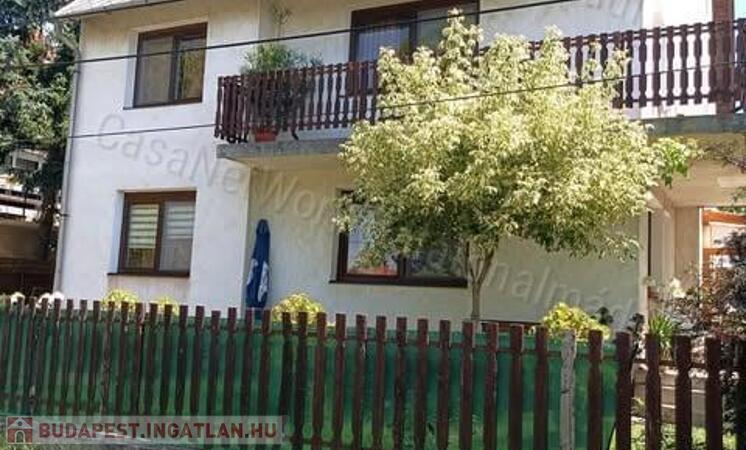 Eladó kertkapcsolatos földszinti lakás Alsóörsön                                 