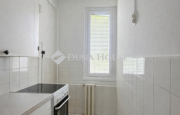 Eladó lakás