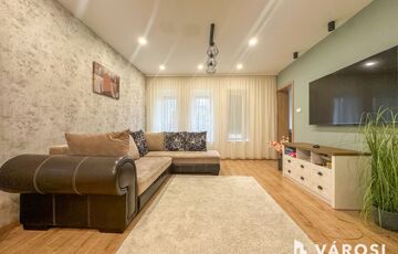 Eladó családi ház