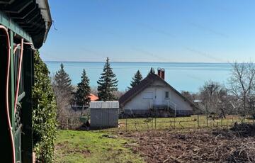 Eladó telek/földterület