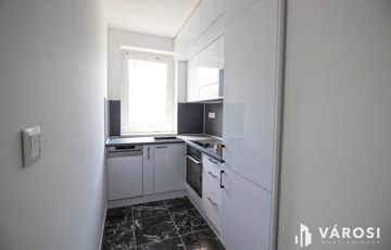 Eladó lakás