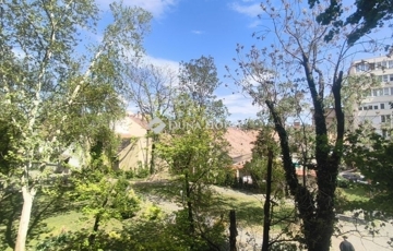 Eladó lakás