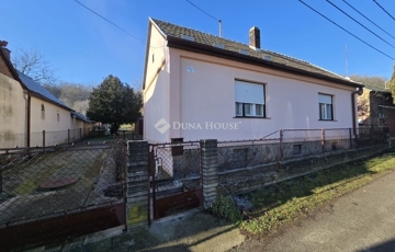 Eladó családi ház
