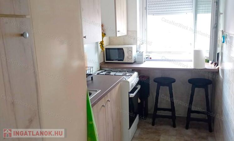 Jó állapotú panel lakás kiváló helyen