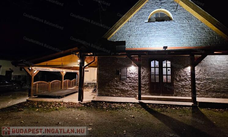 Kiadó egy strandközeli vendéglátóipari egység Csopakon                                 