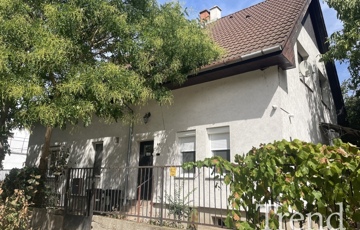 Eladó családi ház