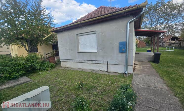 Kiadó családi ház Cegléden!