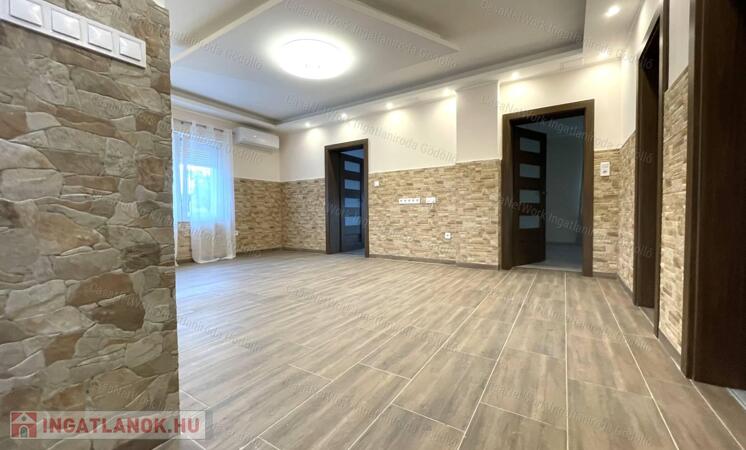 Teljeskörűen felújított, hangulatos családi otthon