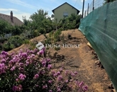 Eladó családi ház Pécs 32 300 000 Ft