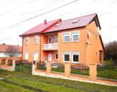 Eladó családi ház Bábolna 190 000 000 Ft