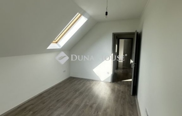 Eladó lakás