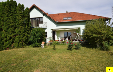 Eladó családi ház