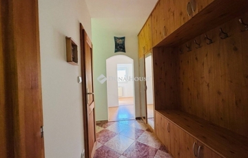Eladó lakás