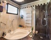 Eladó családi ház Győr 339 000 000 Ft