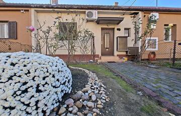 Eladó családi ház