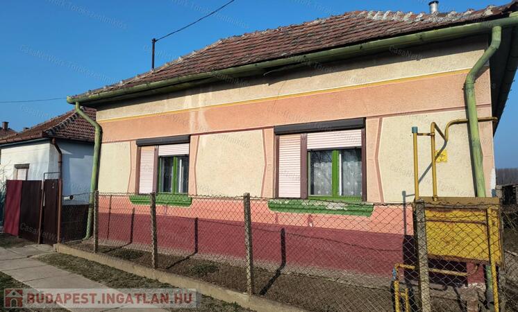 Eladó családi ház Tiszapüspökiben!                                 