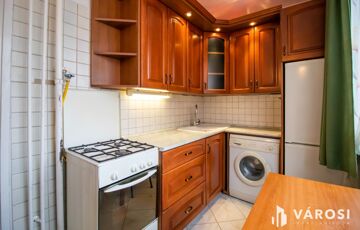Eladó lakás
