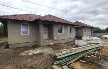 Eladó családi ház