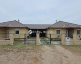 Eladó családi ház Nyáregyháza 84 000 000 Ft