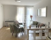 Eladó lakás Biatorbágy 160 000 000 Ft