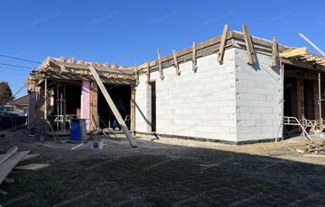 Eladó családi ház