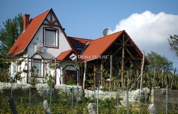 Eladó üdülő/nyaraló