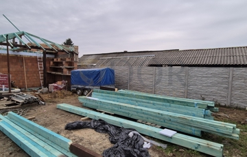 Eladó családi ház