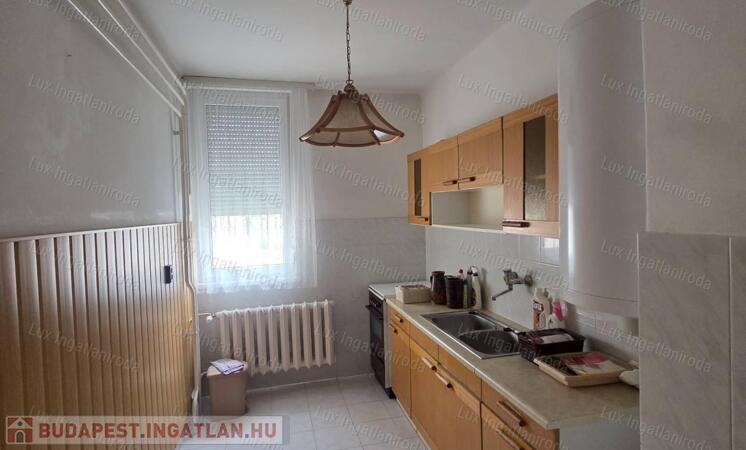 ÁRCSÖKKENTÉS! Eladó 53 m²-es lakás nagy erkéllyel Oroszlányban!                                 