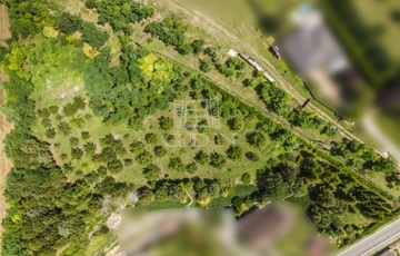 Eladó telek/földterület