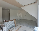 Eladó lakás Balatonakarattya 140 000 000 Ft