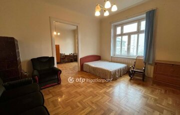 Eladó lakás