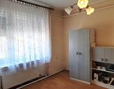 Tiszajenő központi részén 2szobás családi ház eladó!