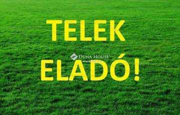 Eladó telek/földterület