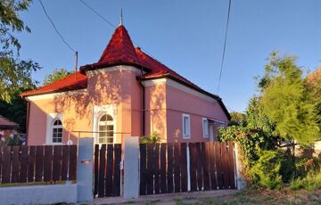 Eladó családi ház